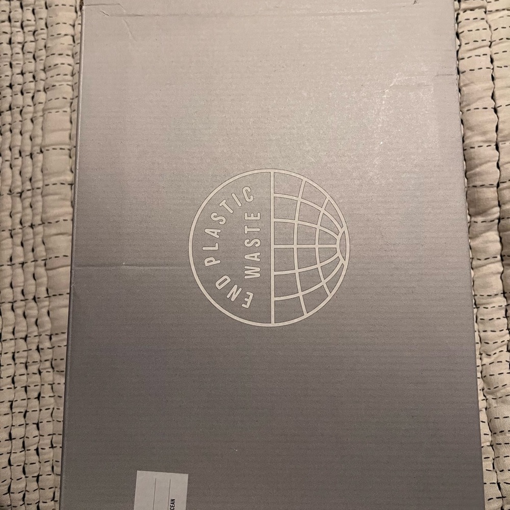 Adidas Ultraboost Dark Blue and denim - Picture 10 of 10